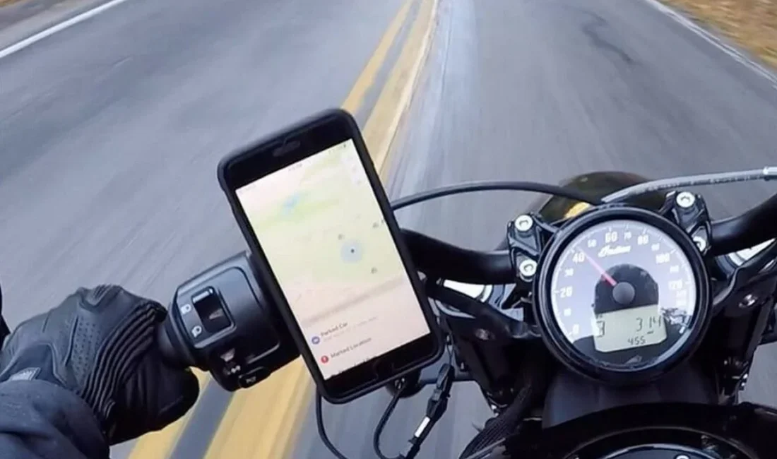 Best Mobile Holders and Chargers for Bikes